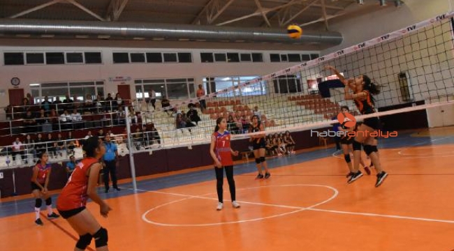 'Midi Kızlar' voleybol şampiyonası