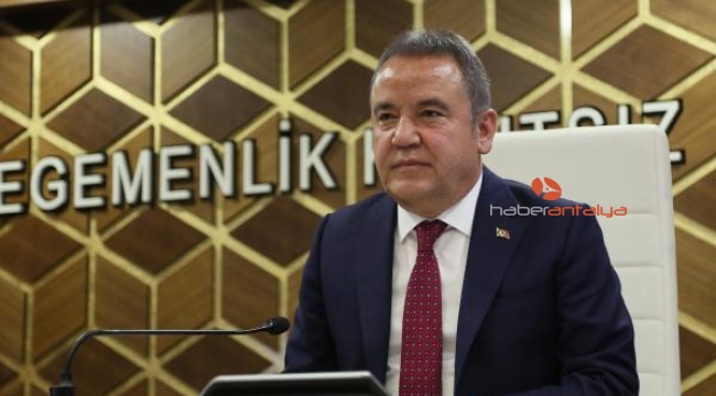Muhittin Böcek : Konuksever'de AVM yapılmayacak. Siyasileri zan altında bırakacak söylemler oldu