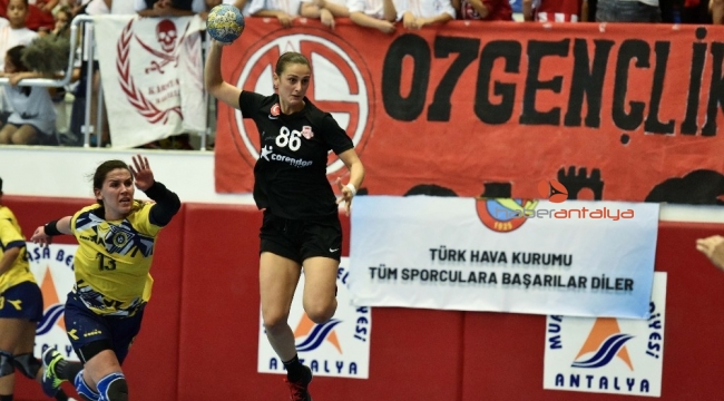 Muratpaşa'nın 15 oyuncusu milli takımlarda
