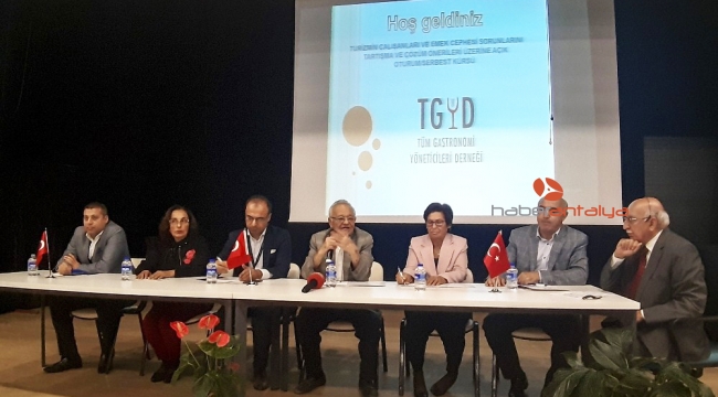 Turizm çalışanlarının sorunları tartışıldı