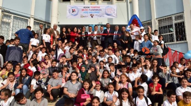 Tütüncü'den başarılı öğrencilere gezi ödülü