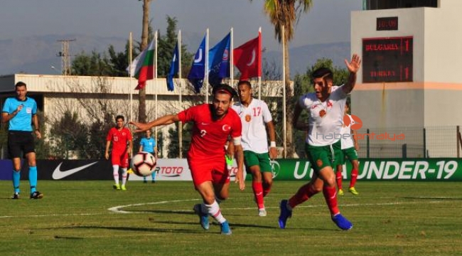 U19 milliler, Elit Tur'a namağlup yükseldi