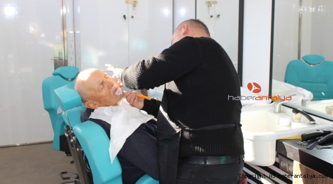 10 mahallede 163 kişiye kuaför hizmeti