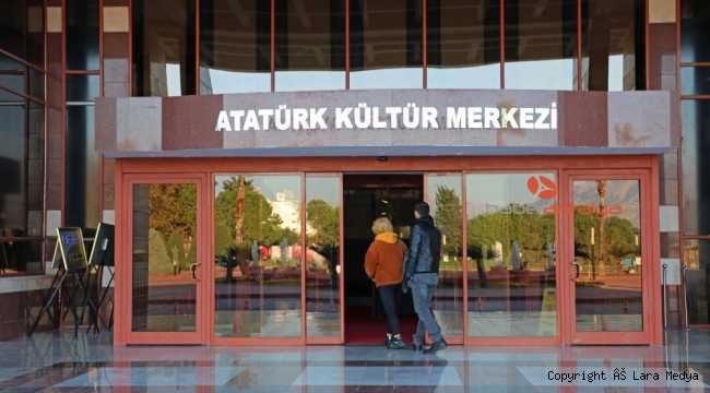 AKM'ye Atatürk Kültür Merkezi tabelası asıldı
