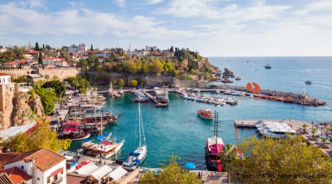 Antalya'ya yılbaşında 1 milyon tatilci