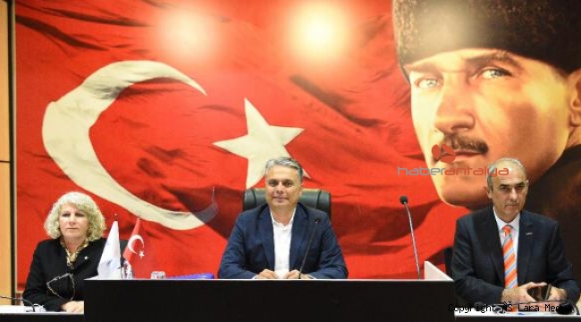 Muratpaşa'da yılın son meclisi