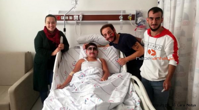 Öğrencilerden hasta çocuklara moral