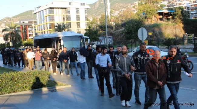 Uyuşturucu operasyonu şüphelileri adliyede