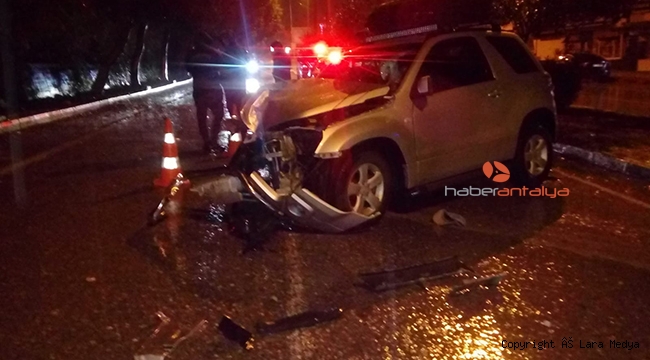 Yoldan çıkan cip ağaca çarptı: 5 yaralı