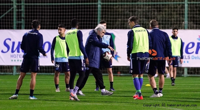 Adana Demirspor'da Tütüneker rüzgarı!