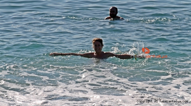 Antalya'da bitmeyen yaz