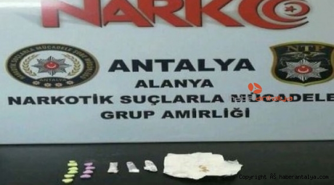 Şüpheli araçtan uyuşturucu çıktı