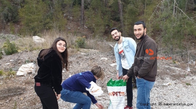 Alanya HEP Üniversitesi öğrencilerinden örnek davranış