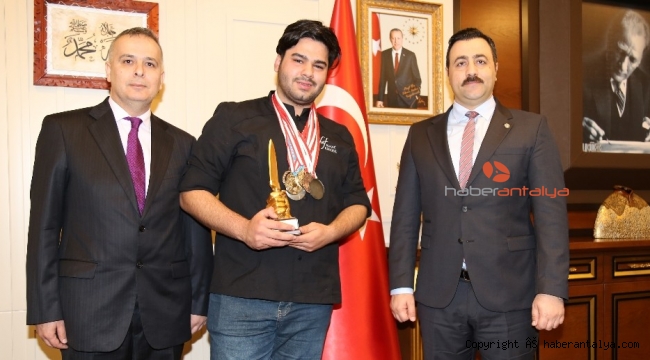 ALKÜ'lü öğrenci 4 yarışmadan 8 madalya ve bir kupayla döndü