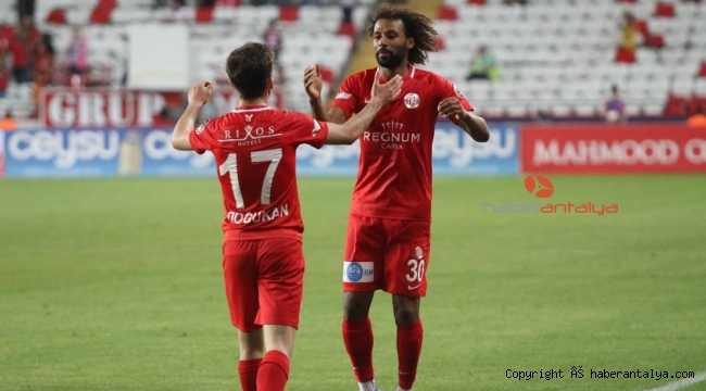 Antalyaspor'da Sangare dönüyor