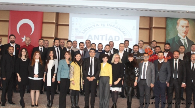 ANTİAD Başkanı Ferhat Yıldız: "Antalya ekonomisi 2020'de çok mesafe kat edecek"