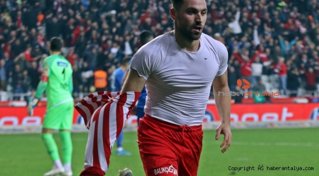 Sinan Gümüş'ten Antalyaspor'a büyük katkı