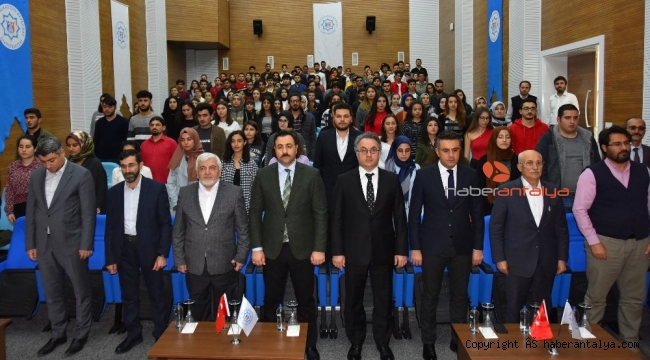 ALKÜ'de "İyi İnsan Olmak" konuşuldu