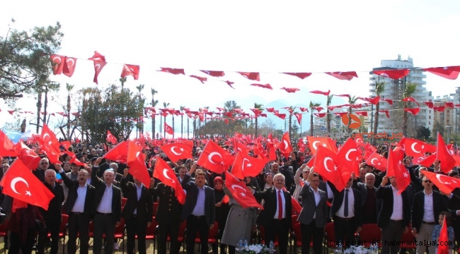 Antalya'da şehitlere dua, Mehmetçik'e destek programı
