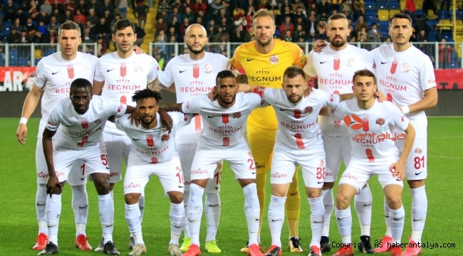 Antalyaspor 2 eksikle zorlu Sivasspor maçına çıkacak