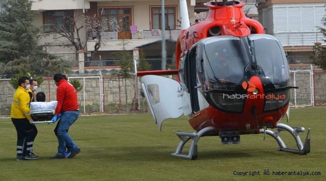 Kalp krizi geçiren vatandaşa hava ambulansı yetişti !