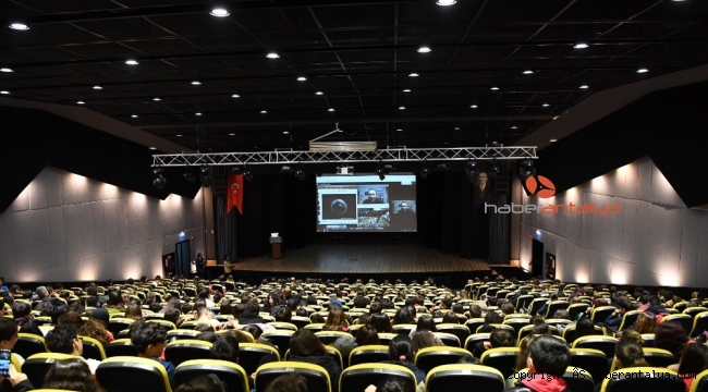 Öğrencilere NASA'dan telekonferansla eğitim verildi