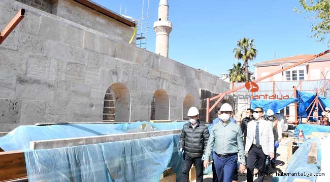 Antalya'nın sembollerinde restorasyon sürüyor