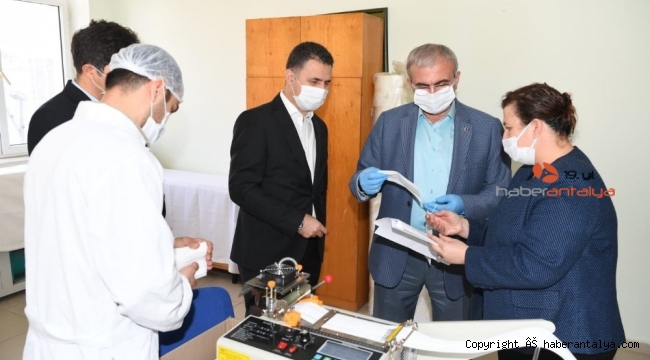 Antalya Valiliği'nden 3 milyon 700 bin maske !