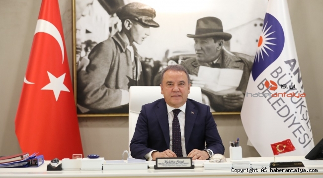 Başkan Böcek'ten 23 Nisan mesajı