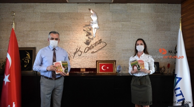 Başkan Esen'den çocuklara kitap