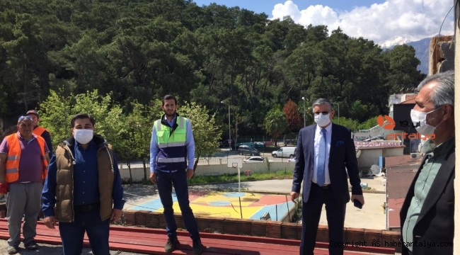 Başkan Topaloğlu Lise caddesindeki çalışmaları inceledi
