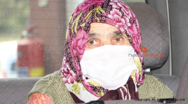 Oğlundan virüs kapan 83 yaşındaki Ayşe Nine korona savaşını kazandı
