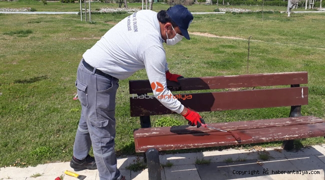 Kapalı parkları bakıma aldı