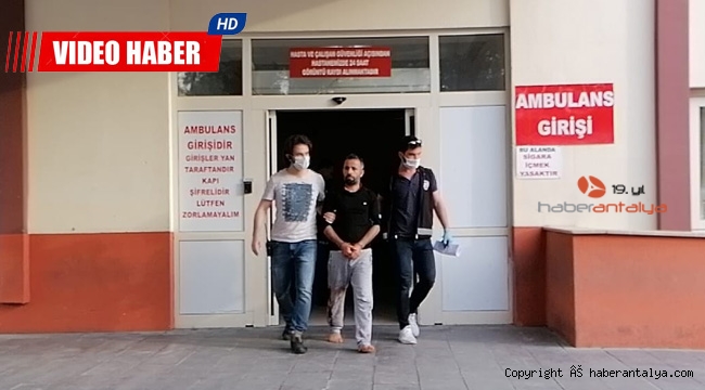 Karısı ve baldızını bıçakladı, kanlı eşofmanıyla polise teslim oldu
