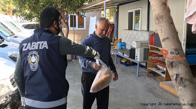 Kaş Belediyesinden ekmek servisi