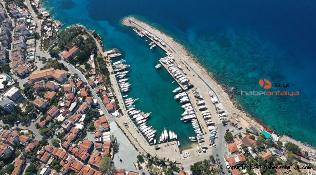 Kaş sessizliğe büründü