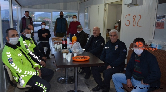 Oruçlarını beraber açtılar
