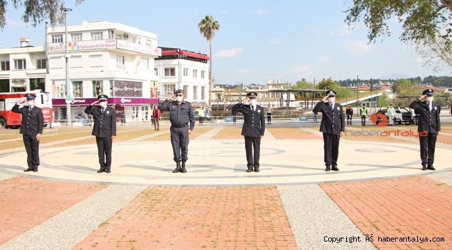 Polis Gününe sade kutlama