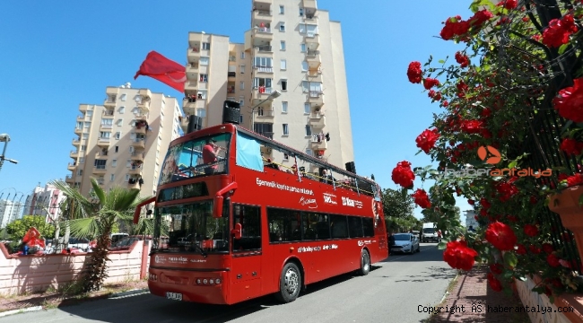 Antalya'da bayrama özel mobil konserler