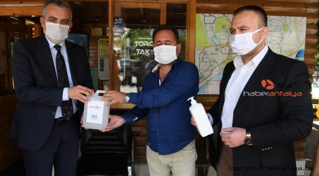 Başkan Esen: "Tüm taksileri dezenfekte ediyoruz"