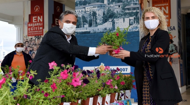 Başkan Uysal, Anneler Günü'nü kutladı