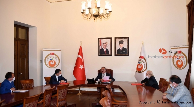Eğitime hayırsever katısı devam ediyor