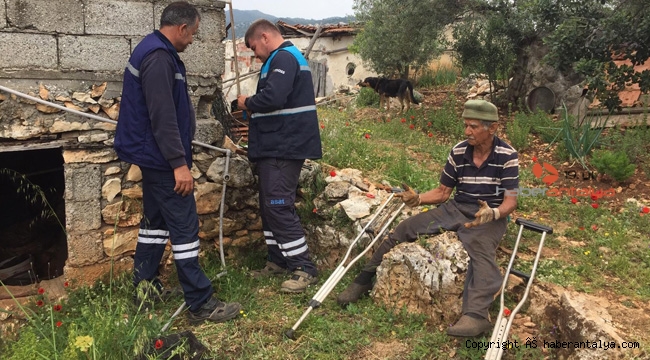 Evini su bastı, ASAT yardıma koştu