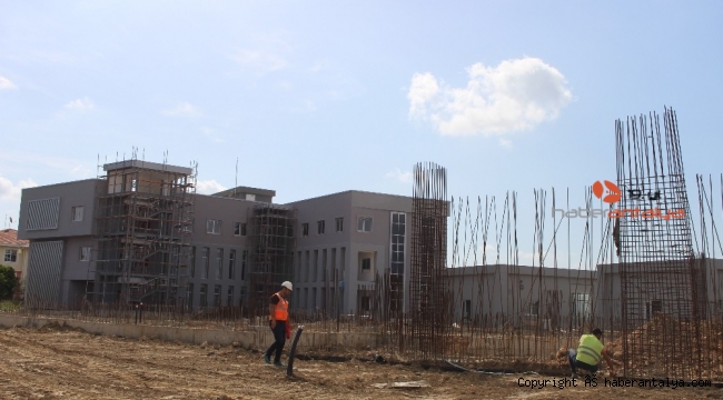 Gazipaşa Kültür Merkezi inşaatı hızla yükseliyor