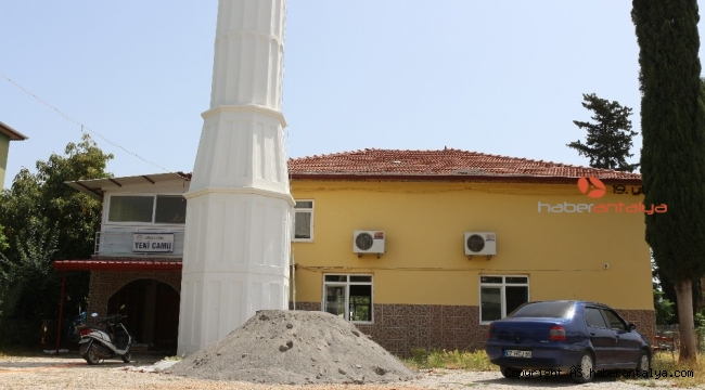 İmamlar cemaatin yokluğunu fırsata çevirdi
