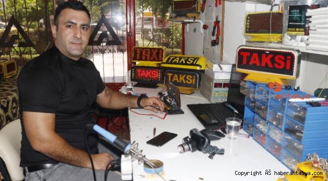 20 metrekarelik dükkanda harikalar yaratıyor