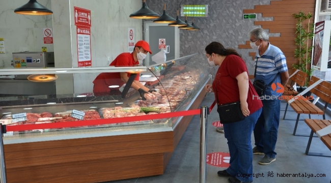 Alanya'da Halk Et Mağazası'na ilgi yoğun oldu. Bakın bir ayda ne kadar et satıldı ?