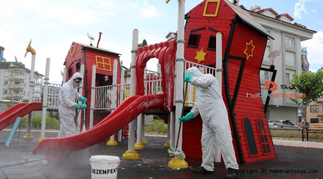 Alanya'da parklar çocuklar ve gençler için hazırlanıyor