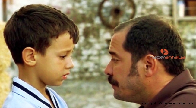 Babam ve Oğlum' filmi ile çocuklar babalarına duygulu anlar yaşattı