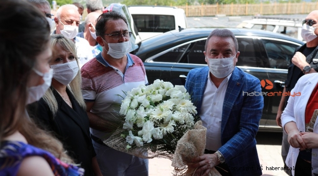 Başkan Böcek'ten İbradı'ya destek sözü